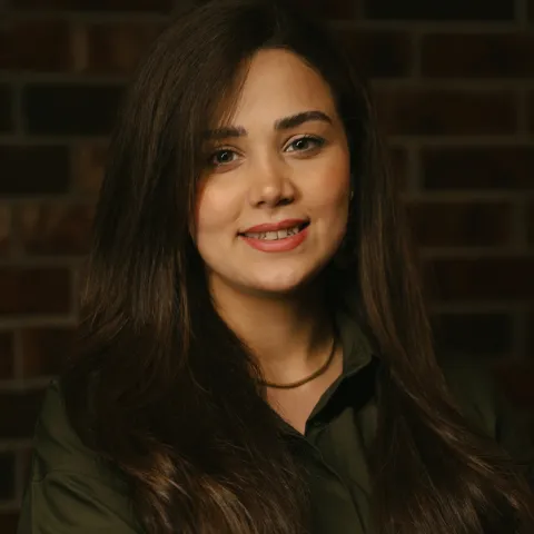 Niaz Taghvei headshot.